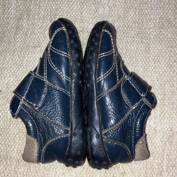 Infant size 5 leather Navy Walker Shoes with Secure Straps - Picture 14 of 16